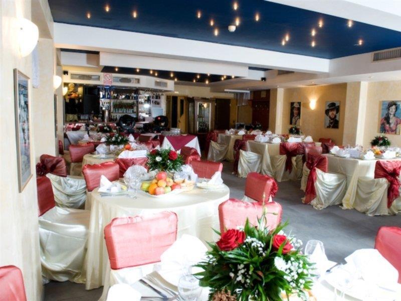 Kosher Hotel Lev Or Bucareste Exterior foto